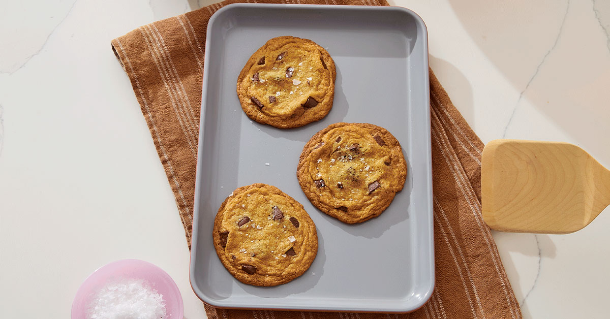 Best Baking Sheets: What To Look for Before You Buy