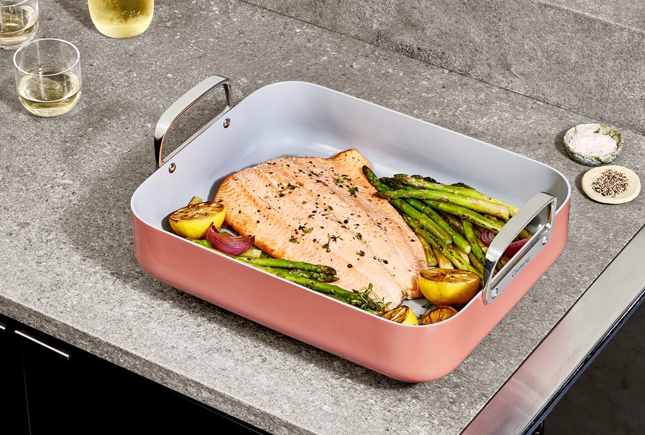 Best Pans for Roasting Vegetables: Things to Consider & Top Picks