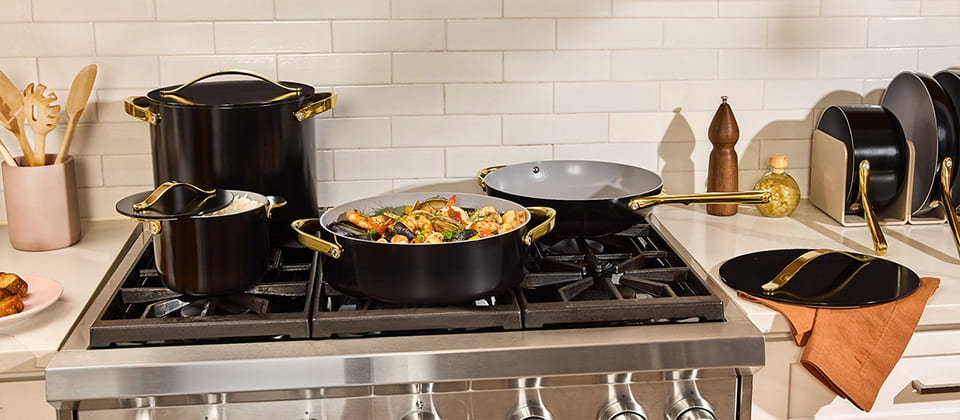 Does Ceramic Cookware Scratch? 6 Tips for Scratchless Cooking