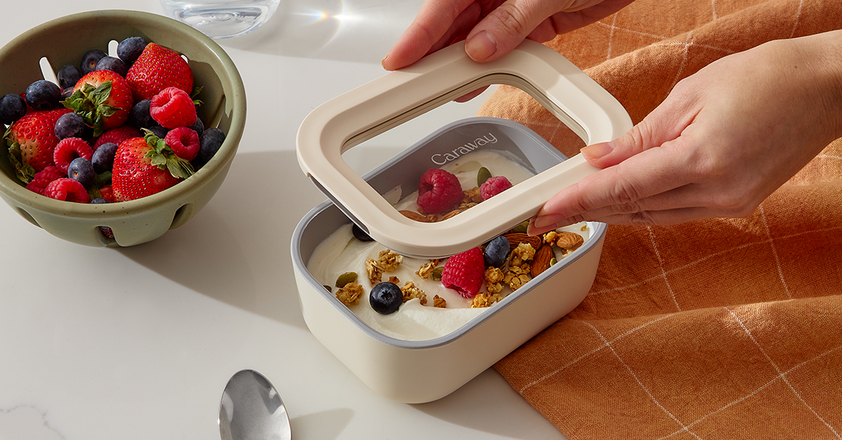 10 Gifts for Homecooks: Cookware, Kitchen Gadgets, and More