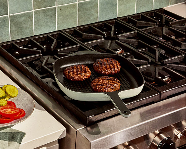 Crispy-Edge Smash Burgers on a Stovetop Griddle